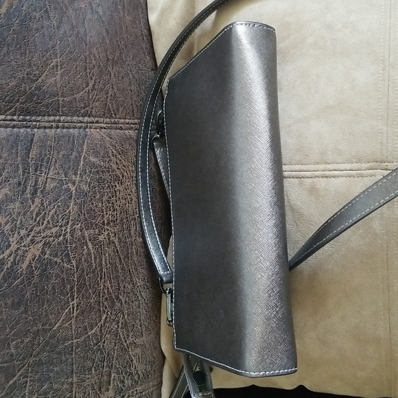 Michael Kors Jet Set Travel Large Crossbody Clutch in 'Glittery' Medium Bronze - Picture 10 of 13